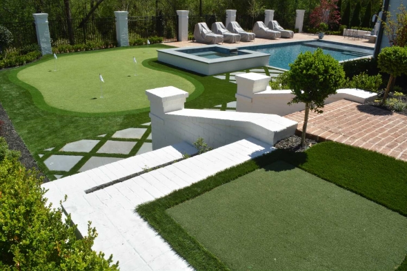 Pittsburgh backyard tee box